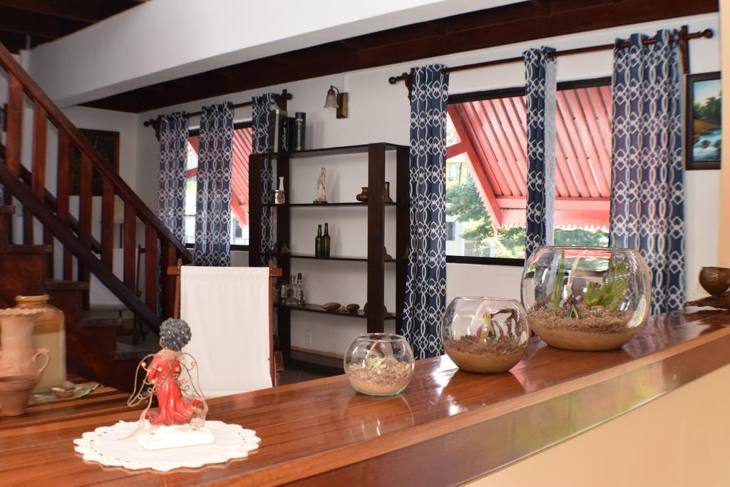 Martha'S Guesthouse サン・イグナシオ エクステリア 写真